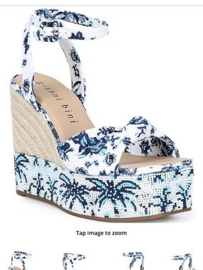 Gianni Bini White & Blue Palm-Print Beaded Espadrille Wedge